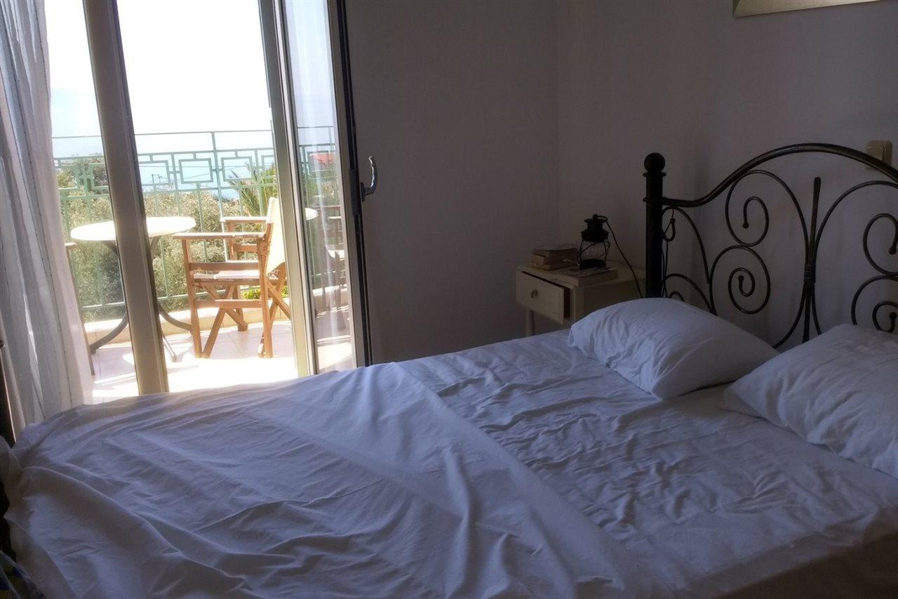 Liocharis Apartments ลูร์ดฮาตา ภายนอก รูปภาพ