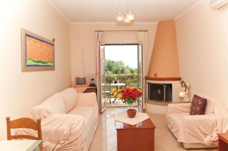 Liocharis Apartments ลูร์ดฮาตา ภายนอก รูปภาพ